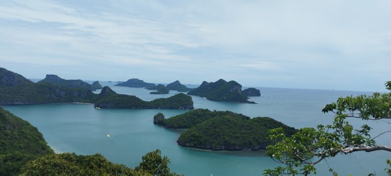 EXCURSION AL PARQUE NACIONAL DE ANG THONG, DIA 14.