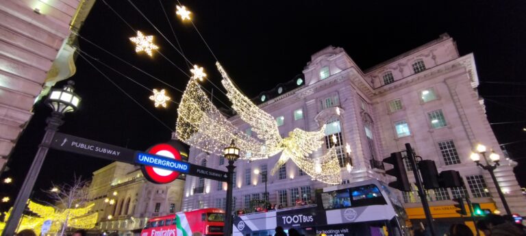 LONDRES EN NAVIDAD: ESCAPADA EXPRESS